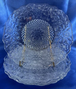 5 Indiana Glass Pineapple and Floral 9-1/4" Dinner Plates - Picture 1 of 7