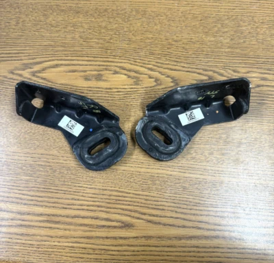 2017-2023 Alfa Romeo Stelvio 2.0L Engine Radiator Lower Mount Bracket Set OEM - Image 1 of 4