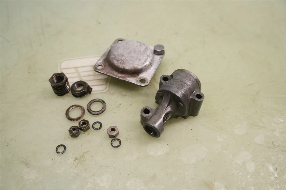 BSA B44VS 1967 Victor Special B44V B44 441 B 44 único *2538 bomba de aceite  Foto 1 de 4