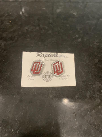 Oklahoma Sooner Stud Earrings Cover