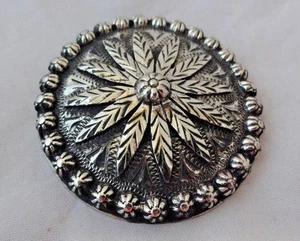 Hansen Western Gear Berry Concho Tornillo Concho Flor de Sierra Antigua 2" Níquel Plata - Imagen 1 de 2