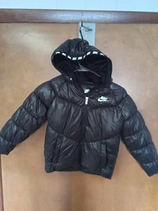 Nike Full Zip Black Puffer Long Sleeve Hooded Jacket Kid's Size 6 Age 5-6 Yrs - Picture 1 of 6
