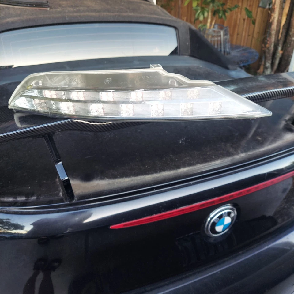 LCI lado derecho del pasajero 2008-2010. BMW Serie 6..Serie M6 o 6..Señal de giro Foto 1 de 4