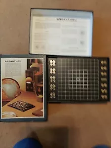 Vtg 1968 3M Bookshelf BREAKTHRU Strategic Board Game of Evasion - Complete / VG+ - Picture 1 of 4