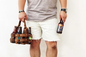 Leather beer 6 six pack 6 pack beer carrier leather six pack beer bottle holder - Picture 1 of 7