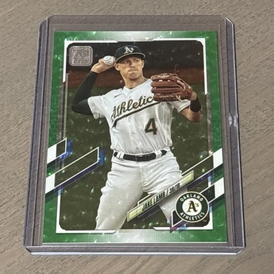 2021 Topps 系列 2 #442 Jake Lamb Green #483/499 - 田径 — 第 1/3 张图片