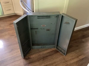 VINTAGE CRAFTSMAN GRAY METAL TOOL WALL CABINET BOX 32 x 19 x 5” KEY & OVAL LOGO - Picture 1 of 23