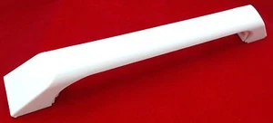 WB15X322 White Door Handle Fits GE Microwave - NEW - AP2021140, PS232252 - Picture 1 of 3
