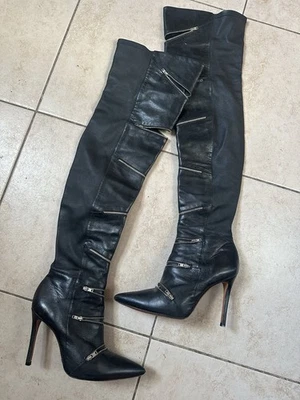 BOTA DE CUERO SCHUTZ CREMALLERA SOBRE LA RODILLA PRECIO ORIGINAL 500 Talla 9 Foto 1 de 2