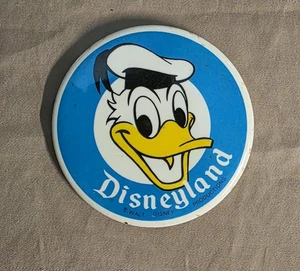 Vintage Donald Duck Disneyland Walt Disney Productions Pin Zurück Knopf 3,5" - Bild 1 von 2