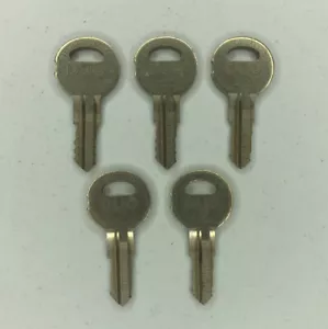 Lotto di 5 chiavi vintage The Illinois Lock Co. DUO - MR3008 e MR3029 - usate - Foto 1 di 10