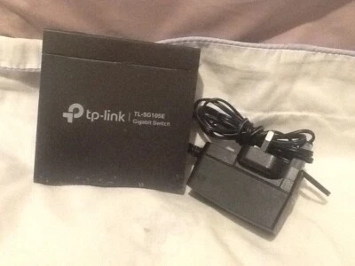 TP-Link TL-SG105E 5 Port Gigabit L2 Easy Smart Managed Ethernet Switch UK - Image 1 of 4