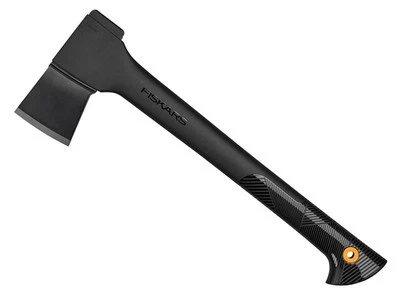 Fiskars Solid A10 Chopping Axe 1.09kg 2.4 lb 1051085 - Image 1 of 2