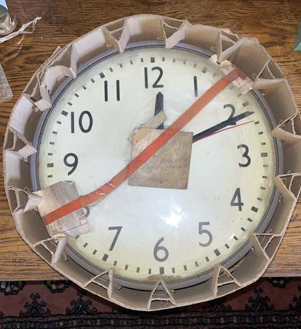 SIMPLEX VINTAGE WALL CLOCK Glass/Metal Cover