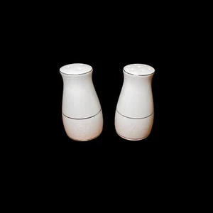 Whitehall by Noritake - Fine China - Salz & Pfefferstreuer - Bild 1 von 1