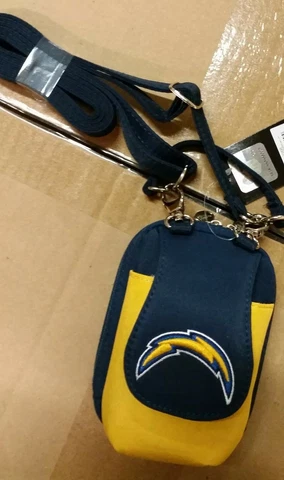 LA San Diego Chargers Purse Plus Touch Phone ID Wallet Charm14 Gift Bag Compact Cover