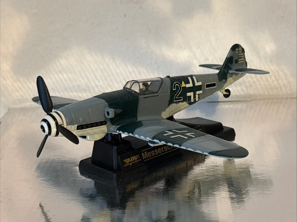 Modellino di Messerschmitt Bf-109 in Scala 1:48 di Metallo Die-cast - Immagine 1 di 4