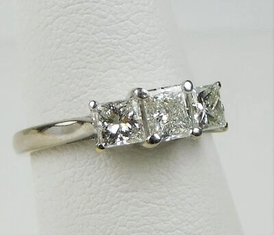 18 k White Gold 3 Three Stone Princess Cut Diamond Half Band Ring Sz 5.25 B2937 - Image 1 of 4