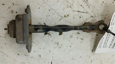 Revisión de puerta trasera izquierda Nissan Sentra tope detención 2005 2006 Foto 1 de 2