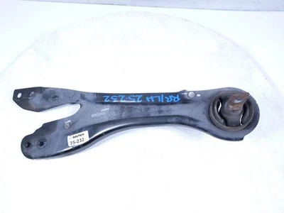 Brazo de control trasero Honda Odyssey 2011-2017 52372-Tk8-A00 Foto 1 de 4