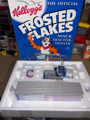 New Franklin Mint 1999 Kellogg's Frosted Flakes Mack Tractor Trailer 1:43 - Image 1 of 4