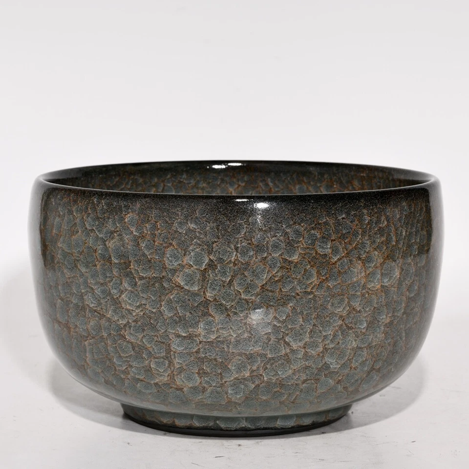 8" China old Antique Song dynasty Porcelain guan kiln marked Gray Ice crack bowl - Image 1 of 4