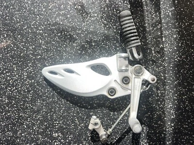 Juego de clavijas de cambio traseras izquierda Suzuki Hayabusa 2008-2021 2015  Foto 1 de 3