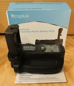Mcoplus Vertical Battery Grip MCO-A9 for Sony A9 A7R3 as VG-C3EM NEW - Picture 1 of 4