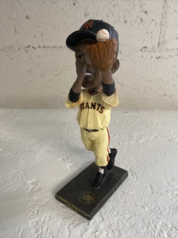 San Francisco Giants Willie Mays "World Series Catch" Bobblehead Local 38 Cover