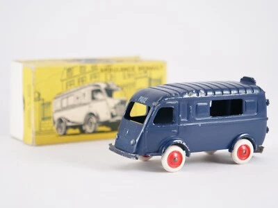 CIJ F N° 3.63 Renault Auto Di Polizia In Scatola Restaurata - Immagine 1 di 4