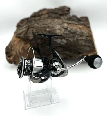 Daiwa 23 Lexa LT4000-CXH AIRDRIVE Design Spinnrolle SW Angelrolle SALE - Bild 1 von 3