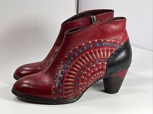 Spring Step L'Artiste Rhapsody Red Ankle Boots Sz US 8.5 Booties Embroidered