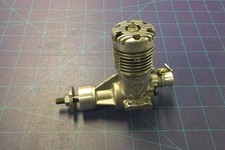 NICE  "VINTAGE" V G 21 .40 -SUPER TIGRE- REAR INTAKE  R/C MODEL AIRPLANE ENGINE 