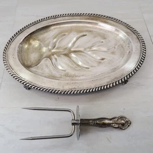 Vintage Silver Plate Meat Carving Tray Platter Juice Wells Footed Serving & Fork - Picture 1 of 6