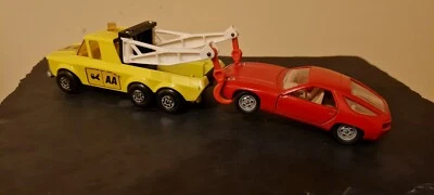 SOLIDO - PORSCHE 928 ESCALA 1:43 - #49 con camión Matchbox Superkings 1974. Foto 1 de 4