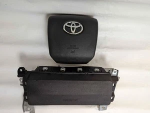 2016 -2023 TOYOTA TACOMA DRIVER WHEEL AND KNEE LEFT OEM - Picture 1 of 3