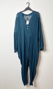 Free People Tuta Donna Panno Formaggio Pizzo Taglia Media Blu Nuova con etichette - Foto 1 di 4