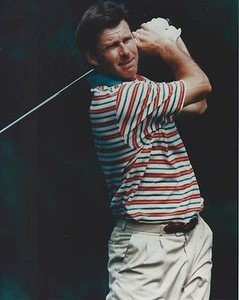NICK FALDO 8 X 10 PHOTO WITH ULTRA PRO TOPLOADER - Picture 1 of 2