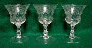 Cambridge CHANTILLY 3625 Oyster Fruit Cocktail Glasses SET OF THREE More Here - Picture 1 of 2
