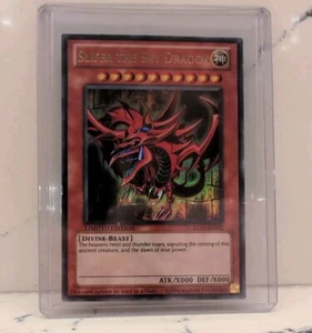 Yu-Gi-Oh! Juego de cartas coleccionables Slifer The Sky Dragon YMA-EN001 Secreto Raro Monstruos en todo el mundo - Imagen 1 de 7
