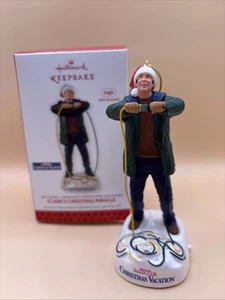 2013 Hallmark National Lampoon's CLARK'S CHRISTMAS MIRACLE Ornament-MAGIC - Picture 1 of 11
