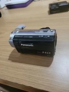 Panasonic HDC-TM15 (16 GB) High Definition Flash Media, AVC, AVCHD Camcorder - Bild 1 von 6