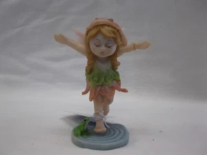 Miniature Garden Fairy Playing 3.5" - Picture 1 of 6