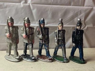 QUIRALU - Défilé Ecole de Saint Cyr - Photo 1/2