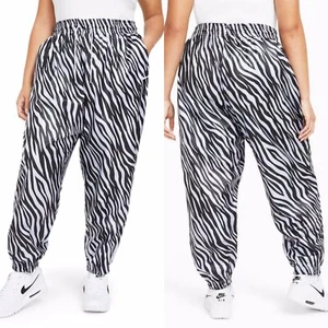 Nike Damen Sportswear Icon Clash Hose Größe 3X - Bild 1 von 8
