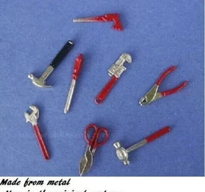 - Juego de herramientas de metal miniatura para casa de muñecas escala 1:12 miniatura pueblo de Navidad - Imagen 1 de 3