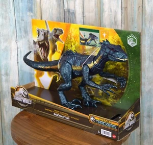 Jurassic World Track N Attack Indoraptor Dinosaur With Sounds & Attack Eyes Glow - Picture 1 of 5
