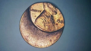 1981 P COPPER LINCOLN MEM. 50% OFF CENTER MINT ERROR - Picture 1 of 4