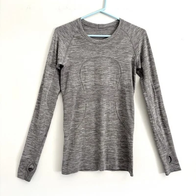 Серая рубашка с длинным рукавом Lululemon Swiftly Tech с отверстиями для пальцев женский размер 6 - Изображение 1 из 4