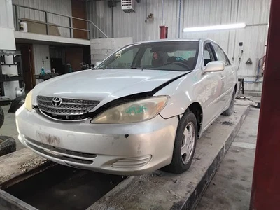 Alternator Fits 02-03 LEXUS ES300 1660273 - Image 1 of 4